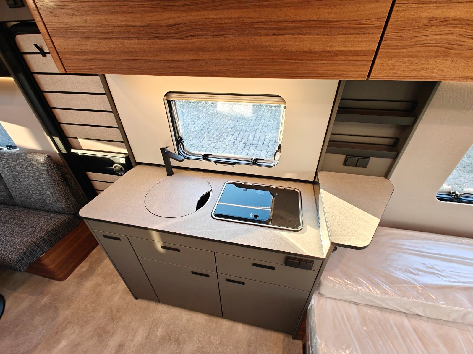 Fahrzeugabbildung HYMER / ERIBA / HYMERCAR Novaline 495 - MESSE-NEUHEIT 2026! -