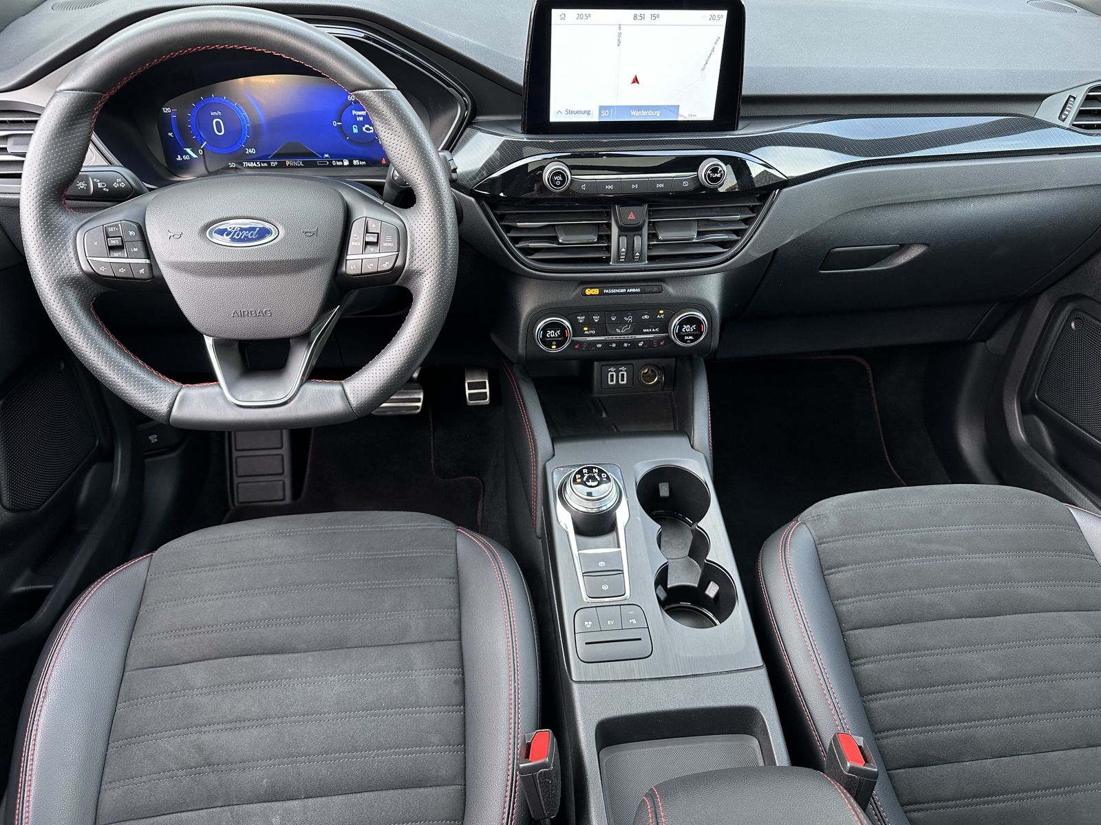 Fahrzeugabbildung Ford Kuga 2.5 Plug-In-Hybrid ST-Line X NAV+LED+PANO