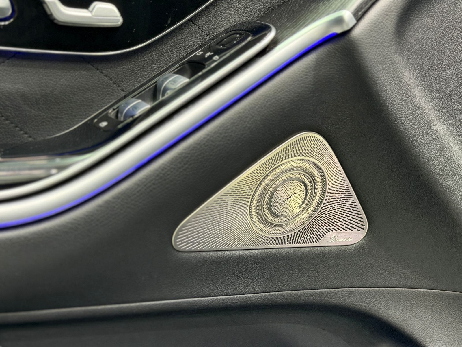 Fahrzeugabbildung Mercedes-Benz S 400 d Limousine L 4Matic|Burmester|MASSAGE|HuD