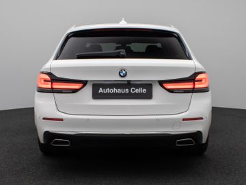 Fahrzeugabbildung BMW 520d Luxury Line Kamera HUD DAB AHK Alarm 19Zoll