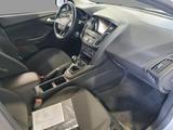 Ford Focus Turnier 1.0 EcoBoost Business Navi PDC SHZ - Ford Focus Gebrauchtwagen in Duisburg