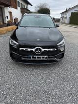 Mercedes-Benz GLA 250 4MATIC DCT - AMG Ausstattung  - gebrauchte Mercedes-Benz GLA 250 aus dem Jahr 2021