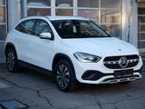 Mercedes-Benz GLA 180d STYLE NAVI+LEDER+17" ALU+AHK - Mercedes GLA 180 mit Anhängerkupplung