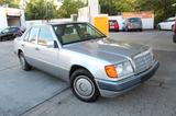 Mercedes-Benz 250 D H-Kennzeichen HU NEU - gebrauchte Mercedes-Benz 250 aus dem Jahr 1993