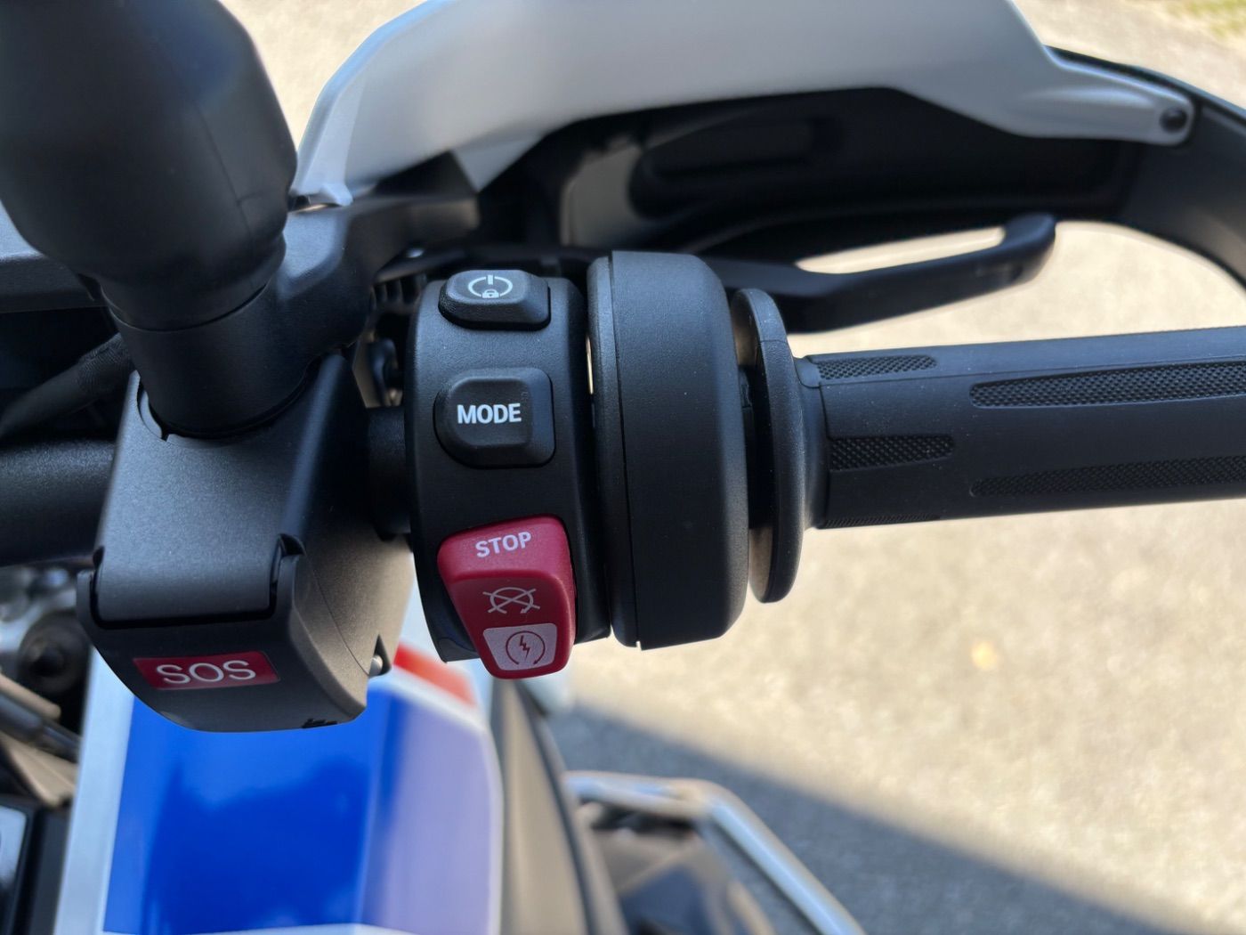 Fahrzeugabbildung BMW R 1300 GS Trophy 5 Pakete ASA Enduro-Paket