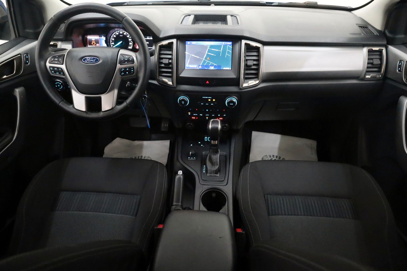 Fahrzeugabbildung Ford Ranger XLT 4x4 Aut.,HardTop,Kamera,Standhzg.,AHK