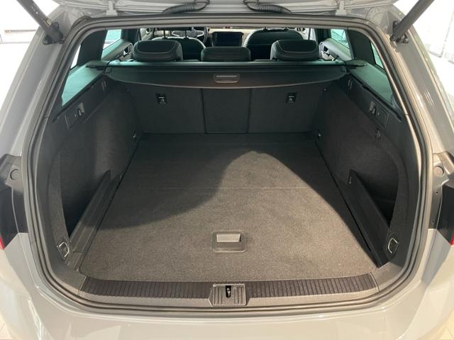 Volkswagen Passat Variant 2.0 TDI DSG Elegance