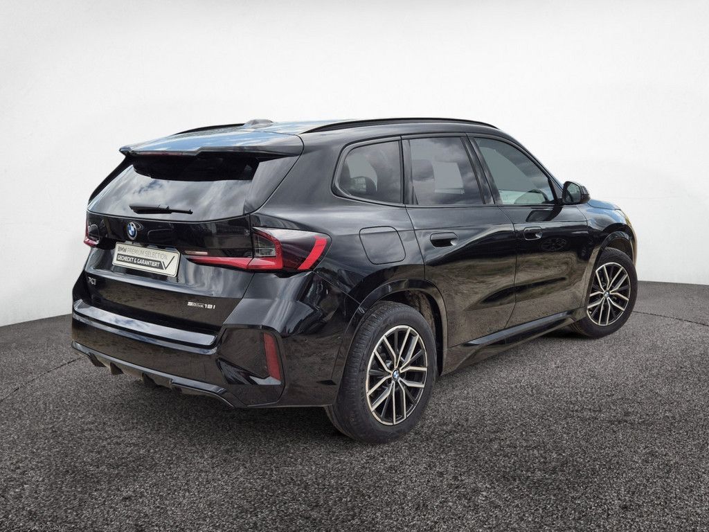 BMW X1 sDrive 18i M-Sport PANO KAM LED NAVI SHZG foto 6