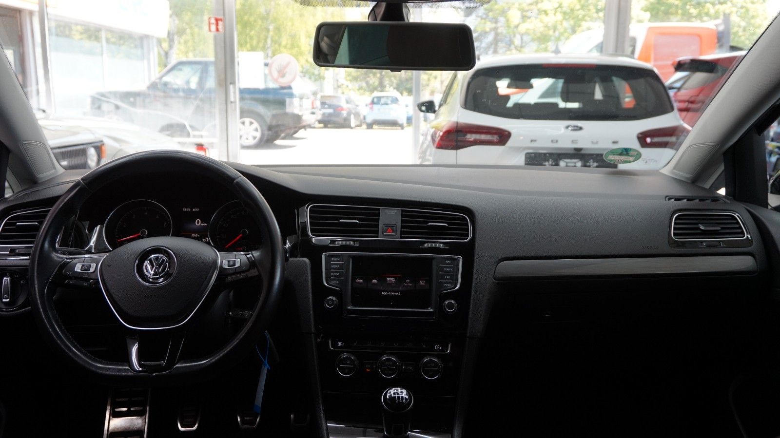 Fahrzeugabbildung Volkswagen Golf VII Lim. Allstar BMT