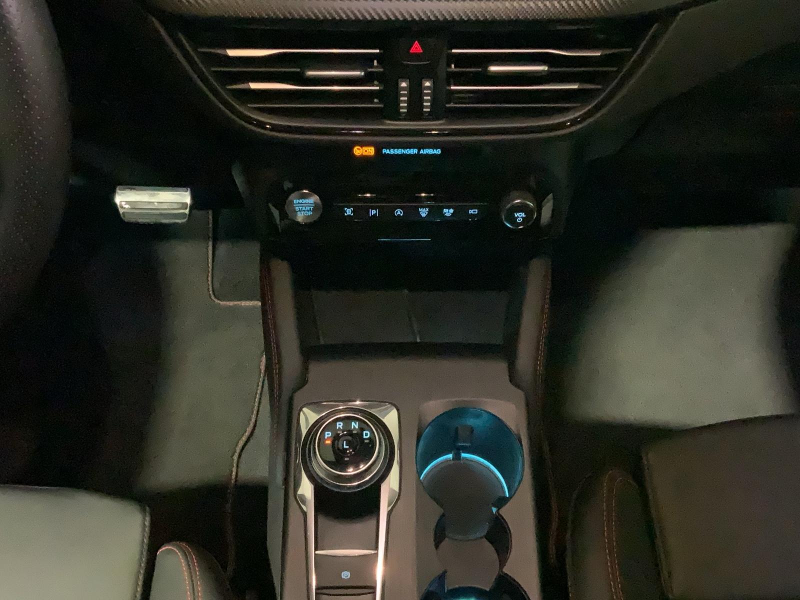 Ford Kuga ST-Line X Aut.*360GRAD*LED-MATRIX*NAVI*GRA*