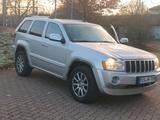 Jeep Grand Cherokee Overland CRD Automatik - gebrauchte Jeep Grand Cherokee aus dem Jahr 2006