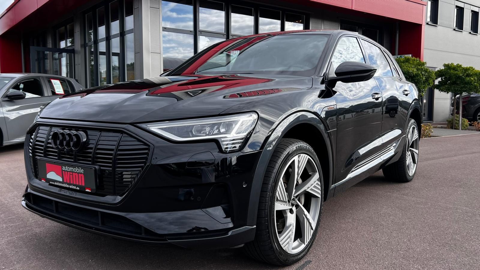 Audi Audi Q8 e-tron S-Line