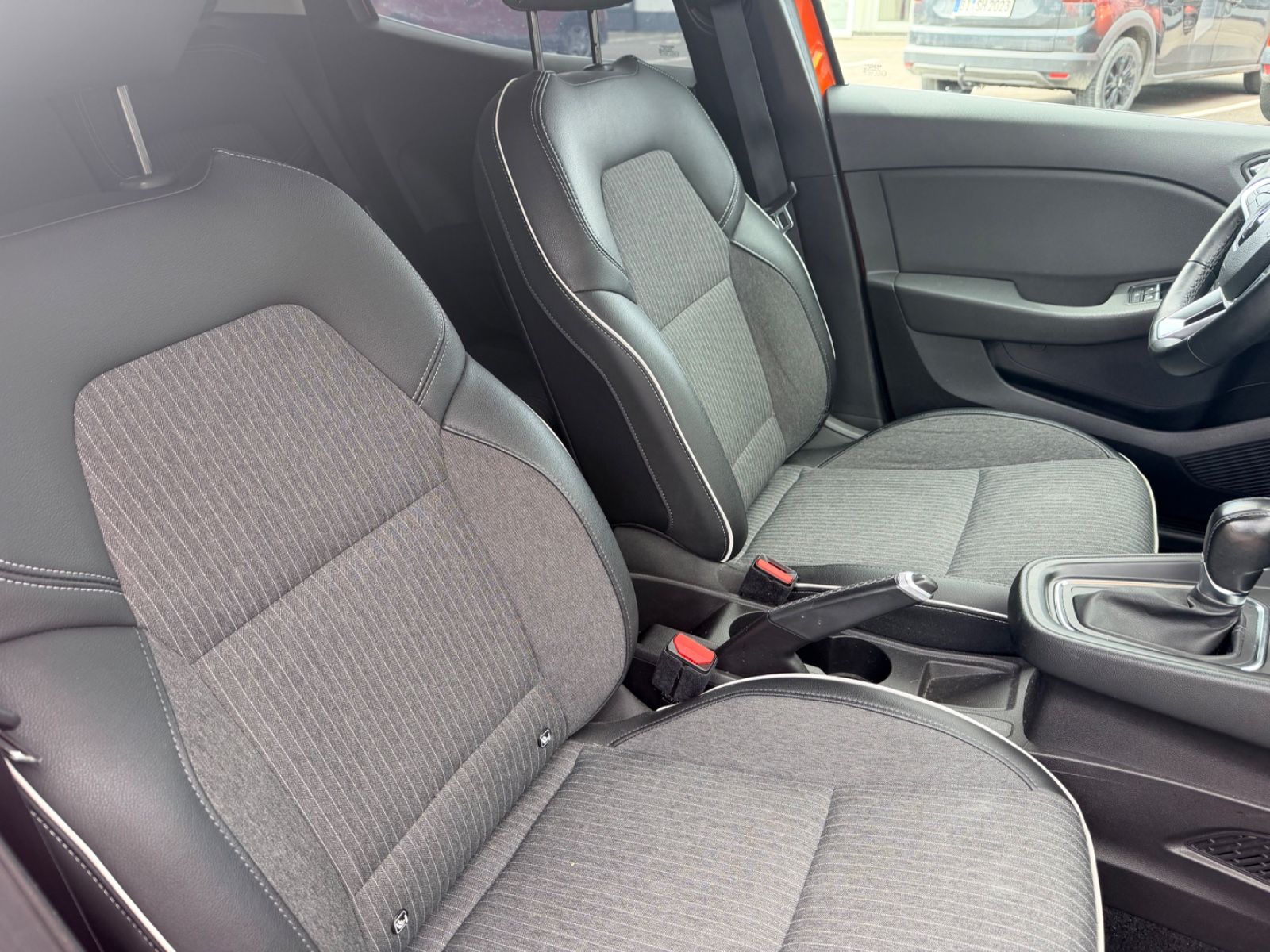 Fahrzeugabbildung Renault Clio V Intens