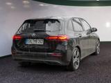 Mercedes-Benz B 180 Progressive Distr. AHK LED Navi Kamera Key - Mercedes-Benz B-Klasse Jahreswagen