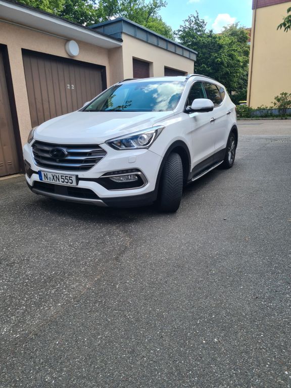 Image of Hyundai SANTA FE