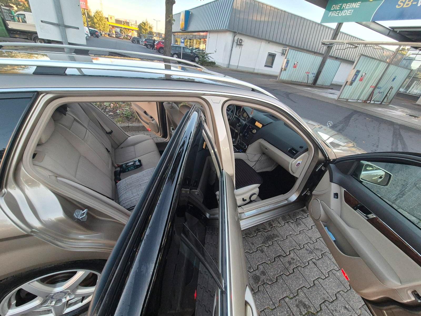 Mercedes-Benz C220 2008 — engine 170 HP (125kW)