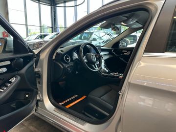 Mercedes-Benz C 220 *Keyless*Memory*PDC*ACC*AHK*SpurHT*NAVI*
