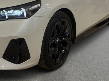 BMW 520 - 9