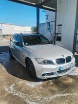 BMW 320i Touring -