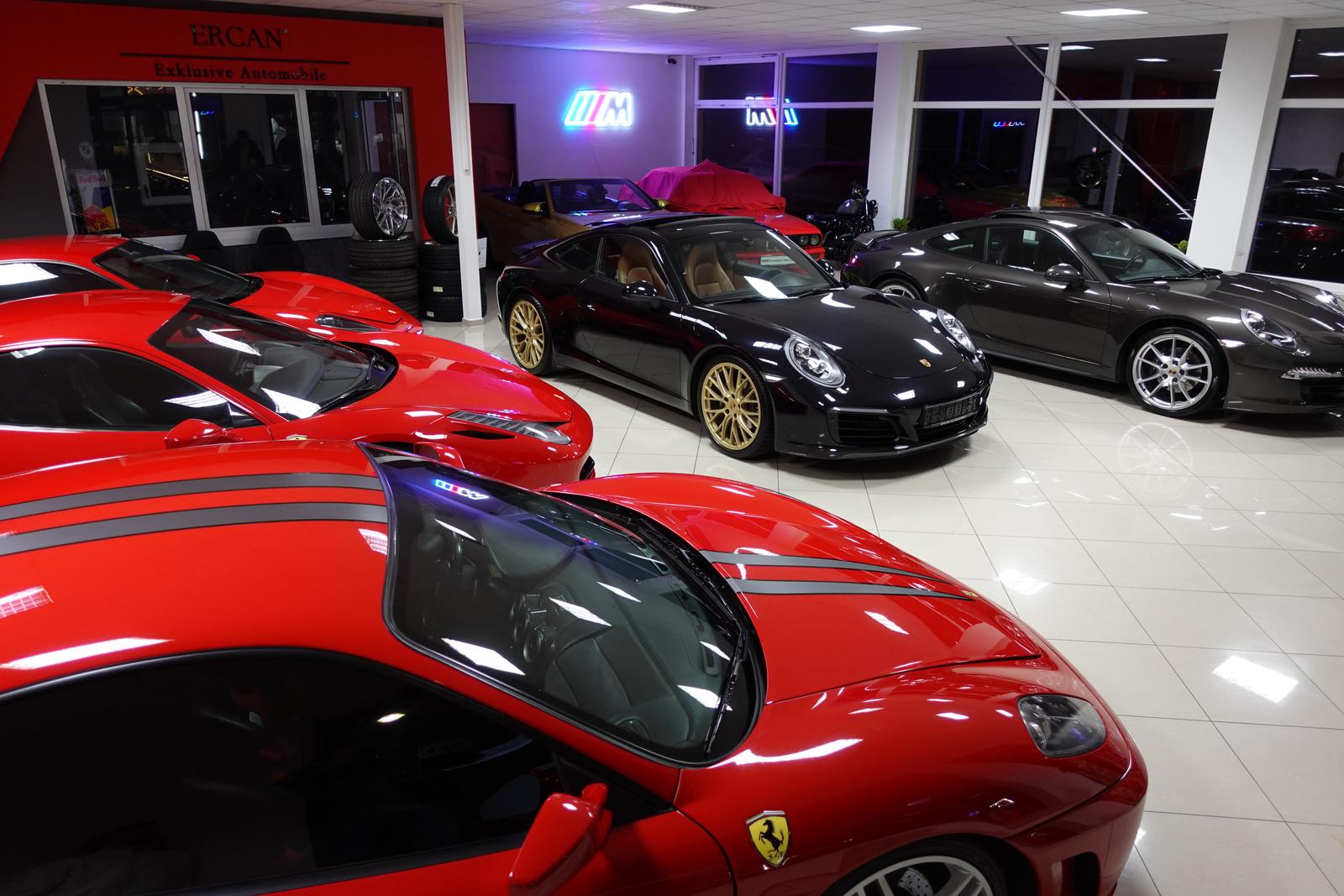 FERRARI TESTAROSSA