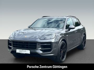 Porsche Cayenne - 1