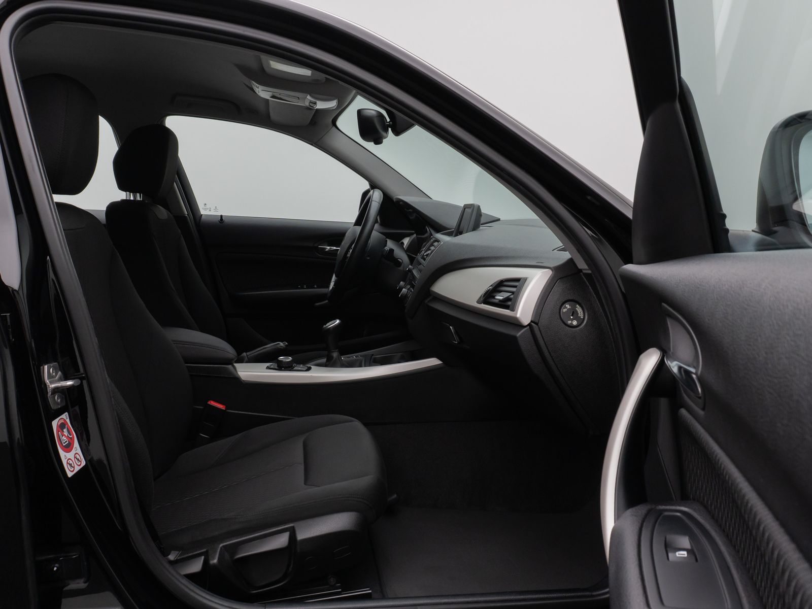Fahrzeugabbildung BMW 118d Advantage PDChint Sitzhzg Geschwindigkeits