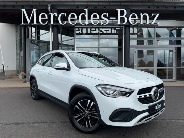 Mercedes-Benz GLA 200d Style+Distr+AHK+RKamera+1.Hand