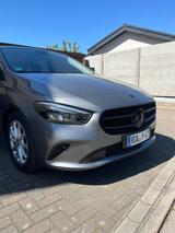 Mercedes-Benz Mercedes B 200D Automatik MBUX LED AHK Scheckhef - : Van, Mercedes