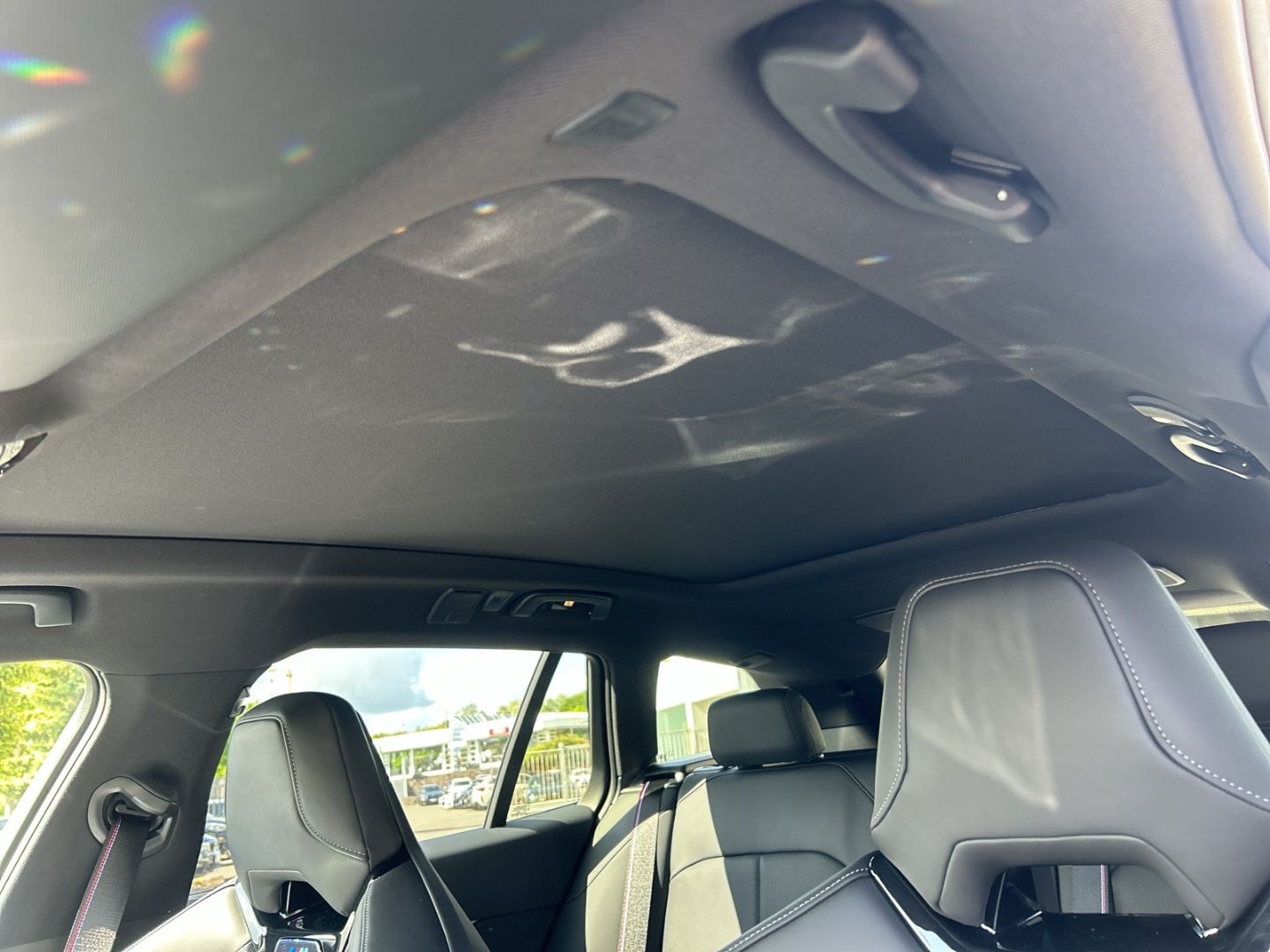 Fahrzeugabbildung BMW 530 e Touring M Sport Pro Park-Assistent Plus 20
