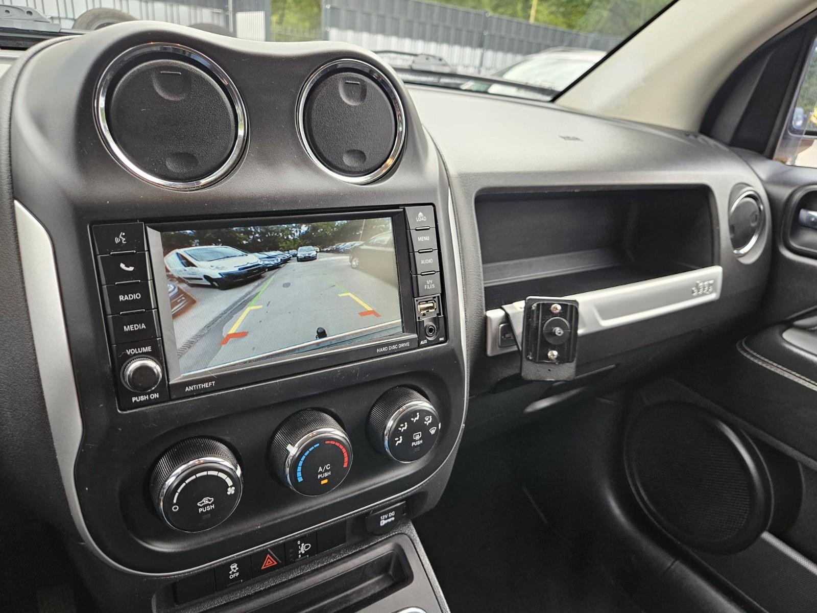 Jeep Compass 2013 — photo 20