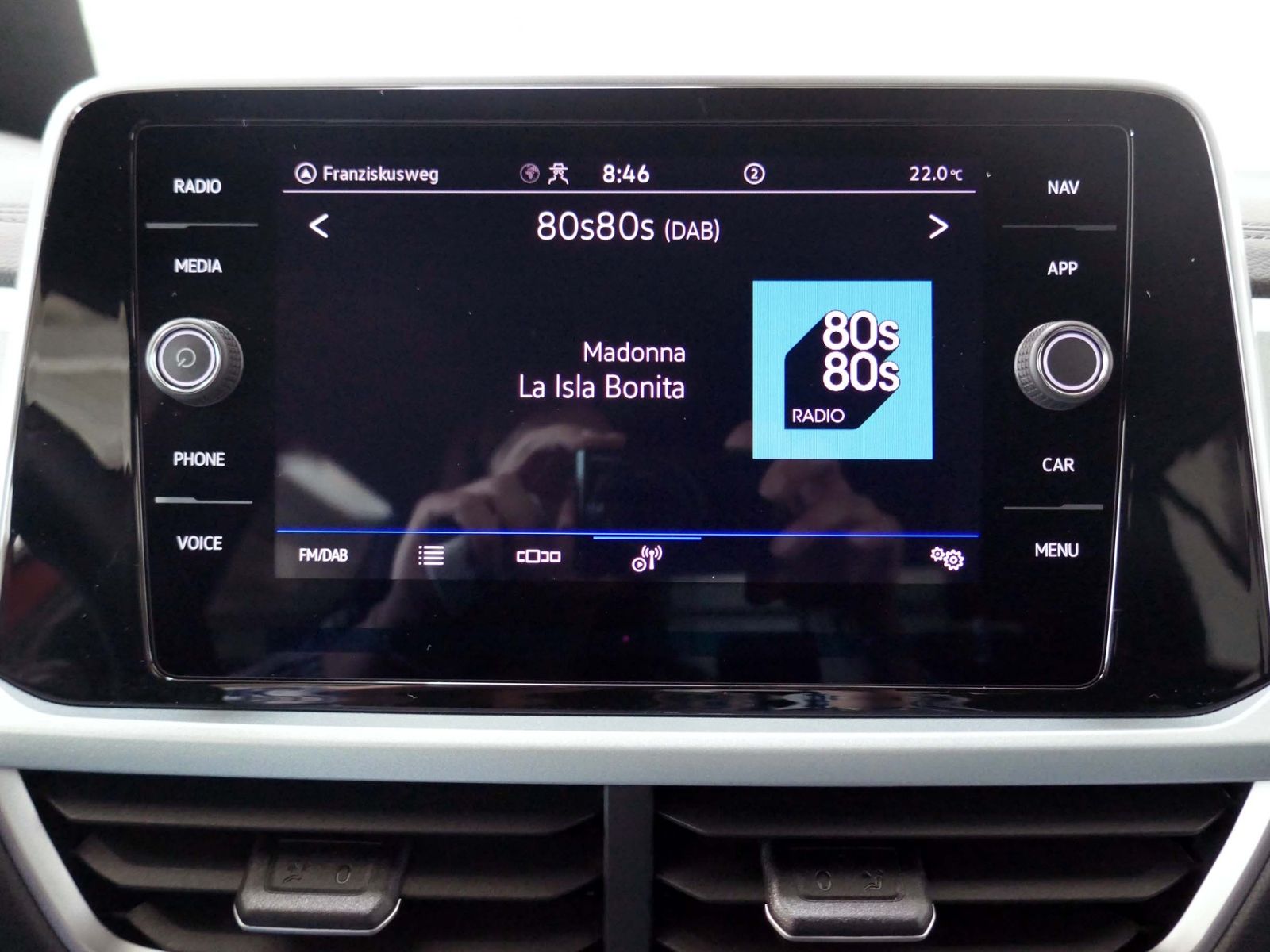 Fahrzeugabbildung Volkswagen T-Roc GOAL 1.5 TSI DSG | LED AHK RFK ACC