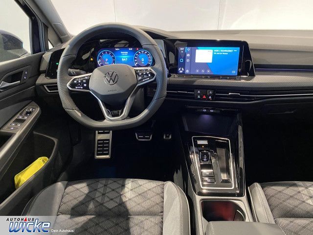 Golf VIII 1.5 l eTSI DSG R-Line ACC APP-CONNECT