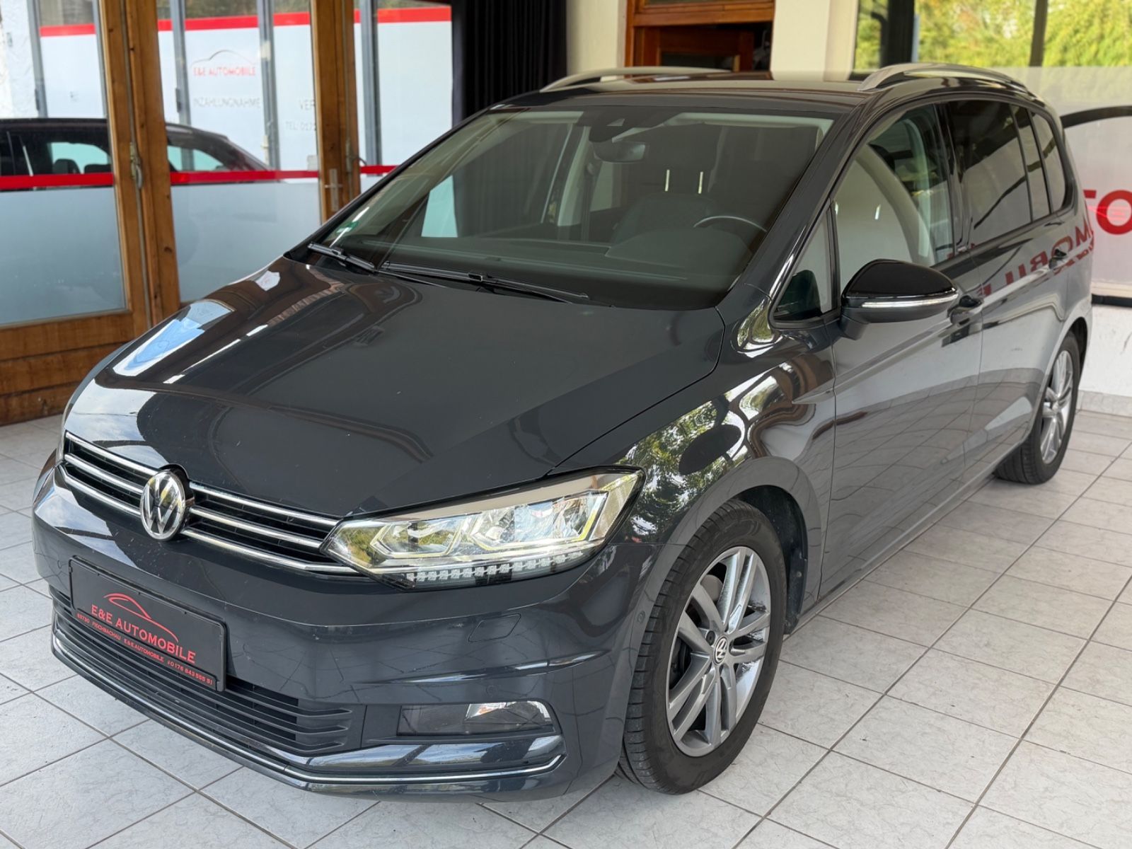 Volkswagen Touran IQ.DRIVE |7-SITZER|DSG|R-CAM|AHK|ACC|LED| imagem 2