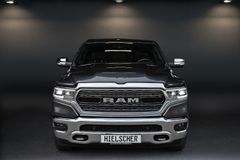 DODGE RAM 1500 Limited CrewCab 5.7l V8 - Unfallfrei