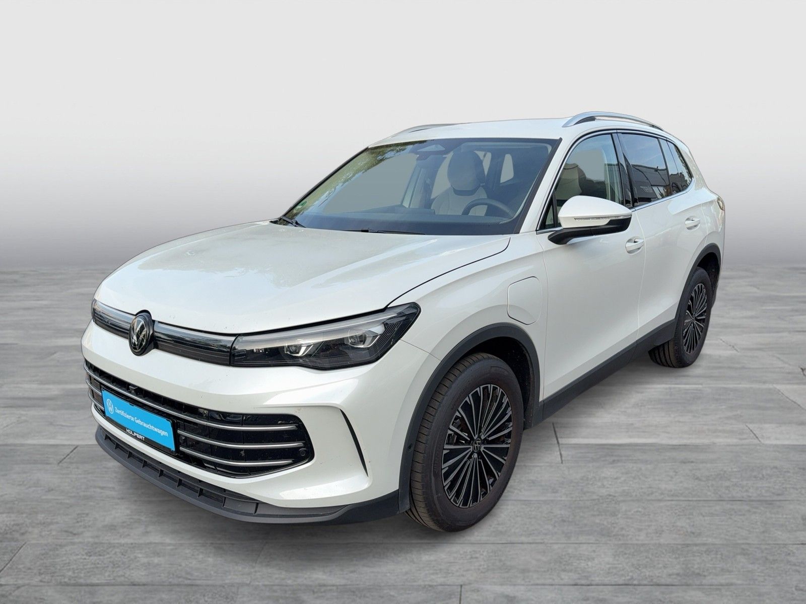 Volkswagen Tiguan 1.5 HYBRID ELEGANCE 360°CAM ACC LM18 NAVI foto 2