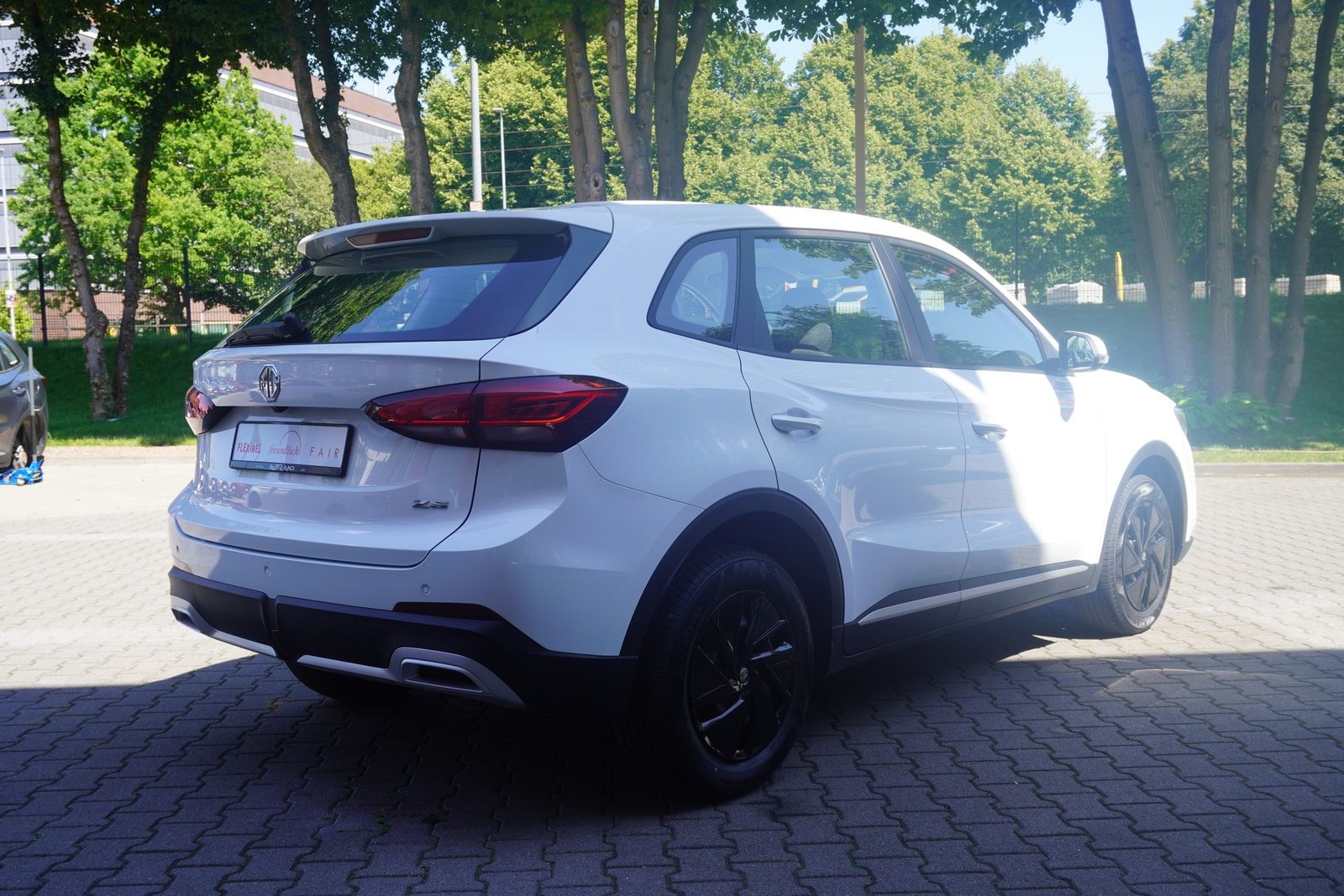 MG ZS