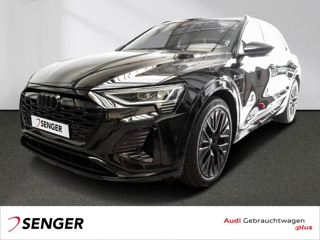 Image of Audi Q8