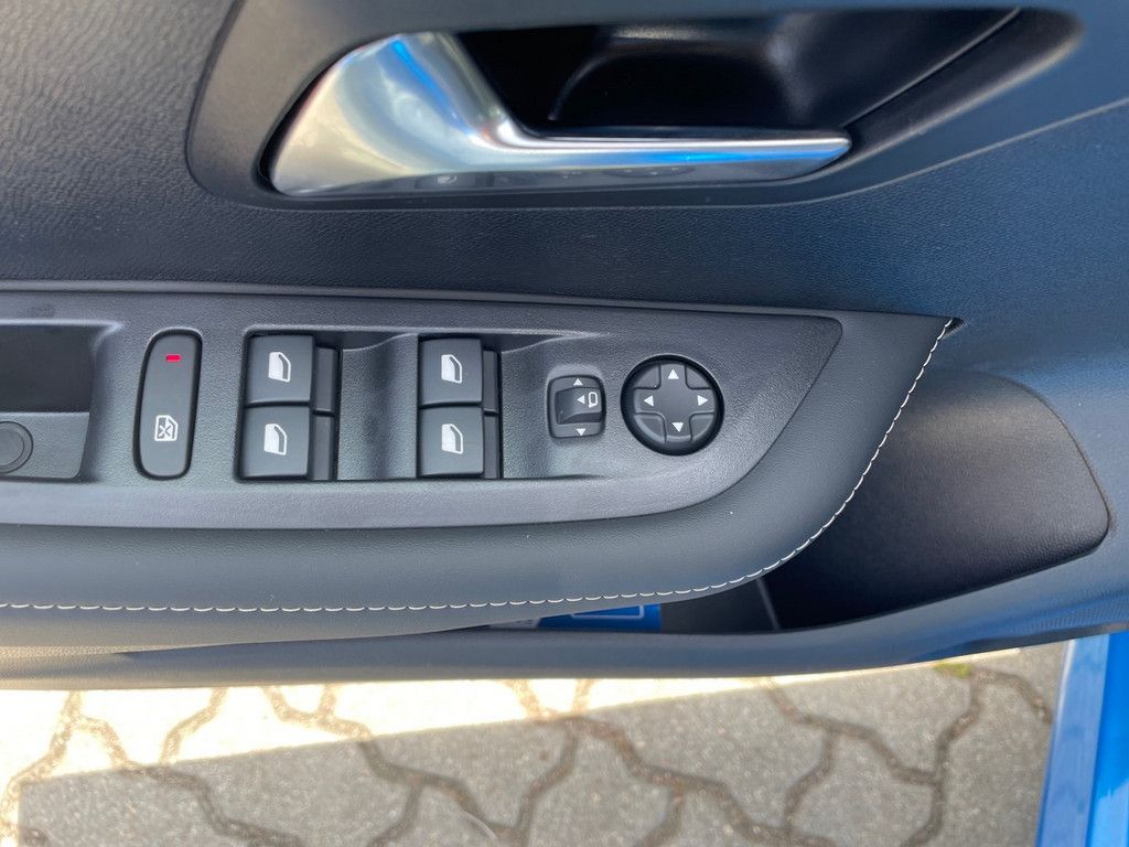 Peugeot 208 - Bild 15