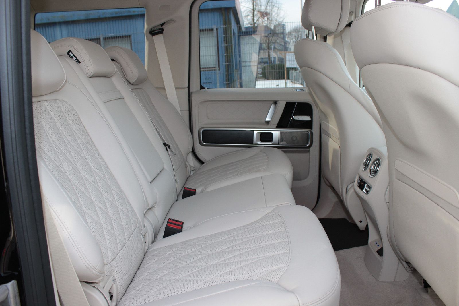 Fahrzeugabbildung Mercedes-Benz G 450d *MY26* *AMG Line* *Superior* *Technik*