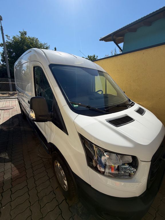 Image of Ford Transit