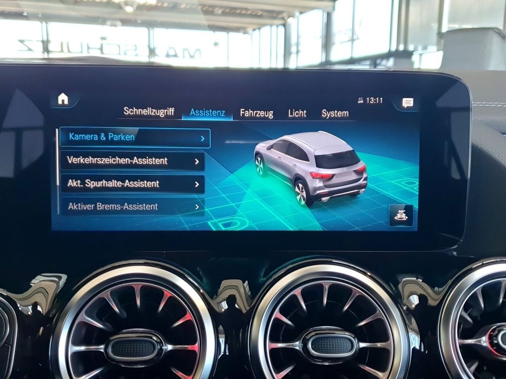Fahrzeugabbildung Mercedes-Benz GLA 200 AHZV*K-GO*KAMERA*THERMOTRONIC*DAB*LED*