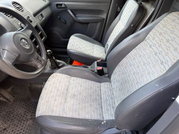 Volkswagen Caddy - 9