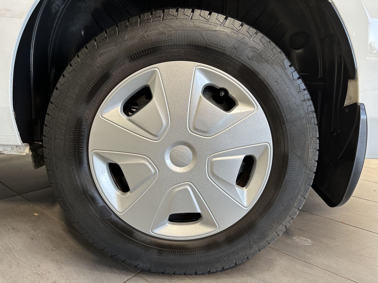 Fahrzeugabbildung Ford Custom 300 L2 NAV+BLUETOOTH+KAMERA+KLIMA+SHZ+ACC