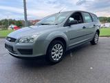 Ford Focus Turnier Trend 1.6 Tüv Neu 1. Hand 87-Tkm - Ford Focus aus 2005: Turnier