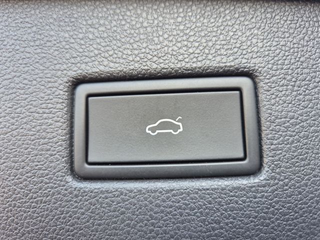 Tiguan 2.0 TSI R-Line 4Motion *DSG*MATRIX*AHK*ST