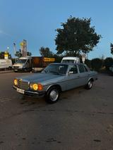 Mercedes-Benz W123 230 Limousine Automatik Klima Tüv - Mercedes-Benz 230 in Stuttgart