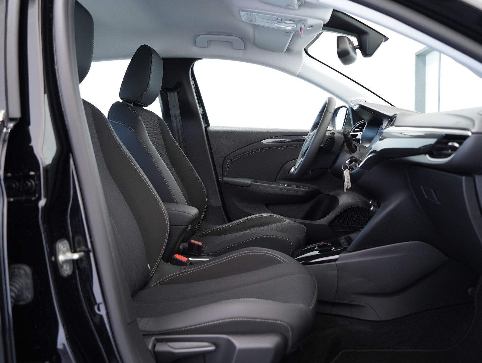 Fahrzeugabbildung Opel Corsa F 1.2 Turbo Elegance DAB/LED/PDC/SHZ