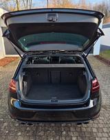 Volkswagen Golf 2.0 TSI DSG 4MOTION, Leder, Pano, Keyless - VW Golf Gebrauchtwagen in Düsseldorf