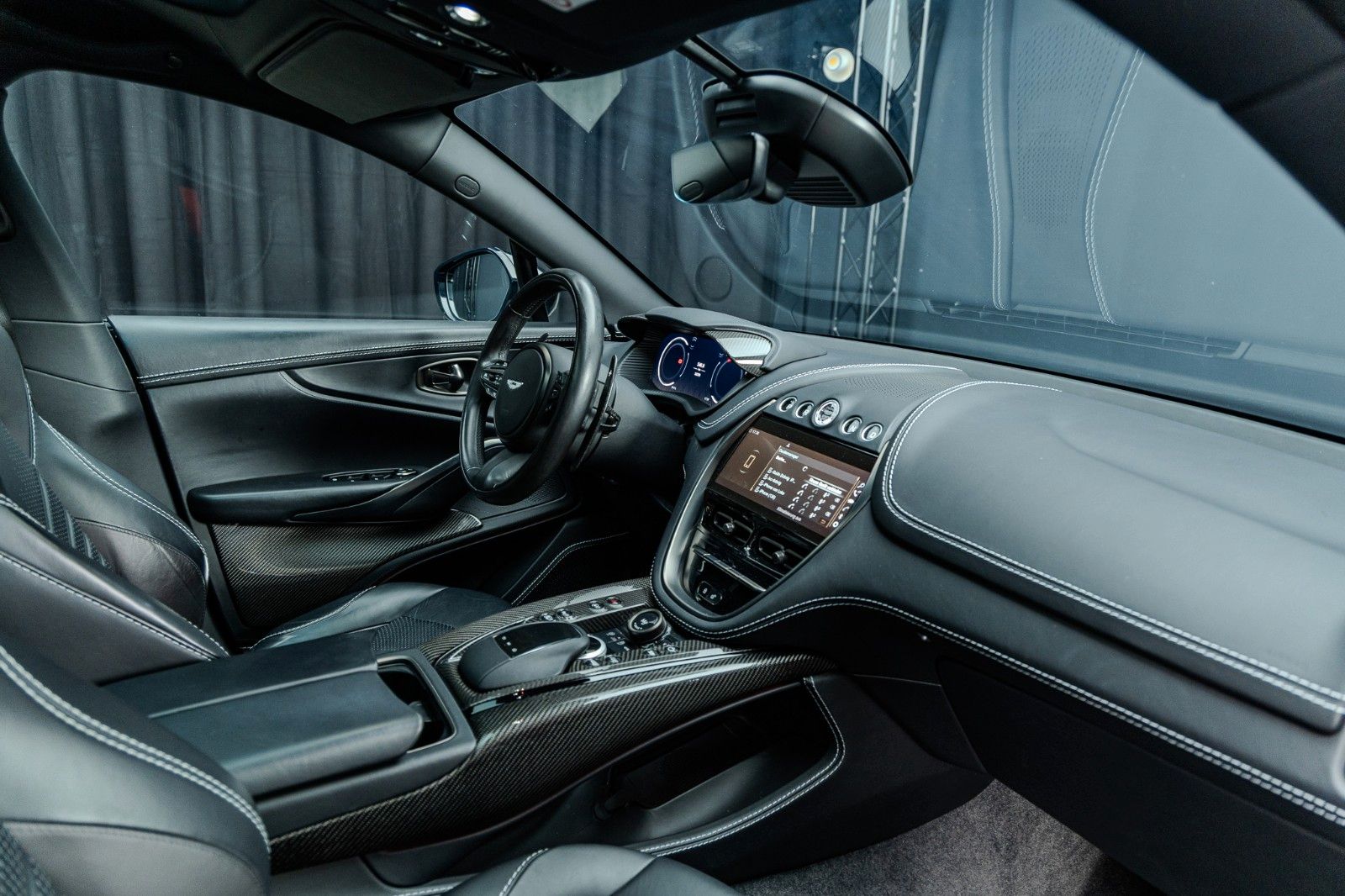 Fahrzeugabbildung Aston Martin DBX 4.0 V8 DBX707 + 2.Hand + Top Geplfegt