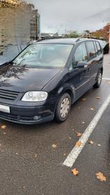 Volkswagen Touran 1.6 Trendline| reparierter Unfallschaden - gebrauchte VW Touran aus dem Jahr 2006